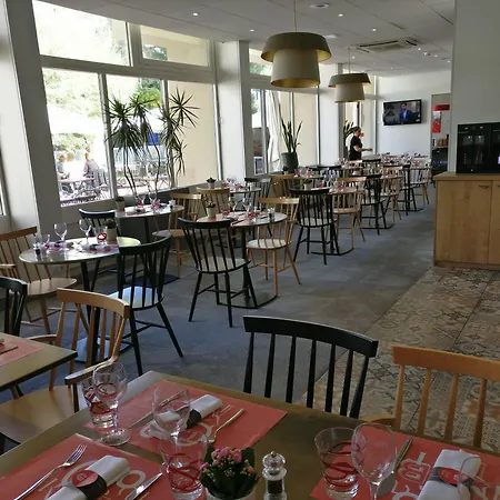 诺沃特尼斯机场卡普3000酒店 4* 圣罗兰度瓦