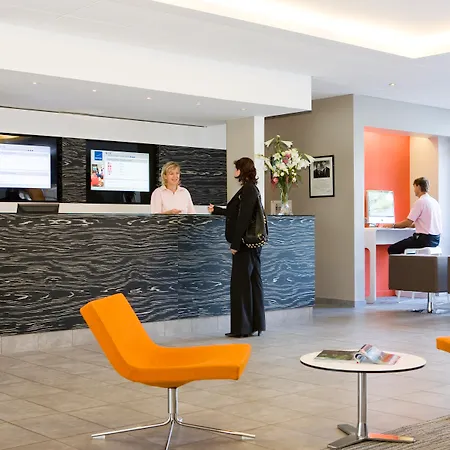 Hotel Novotel Aéroport Cap 3000