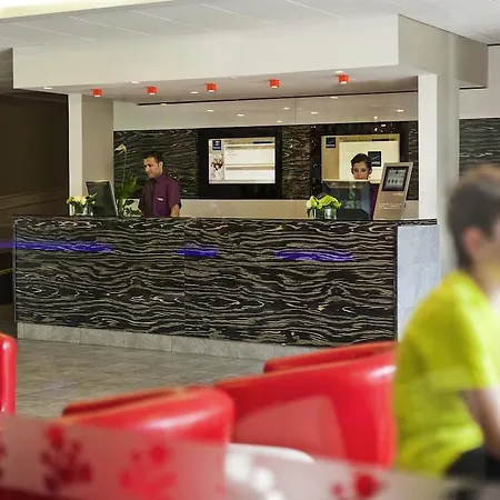 Novotel Aeroport Cap 3000 Szálloda Saint-Laurent-du-Var