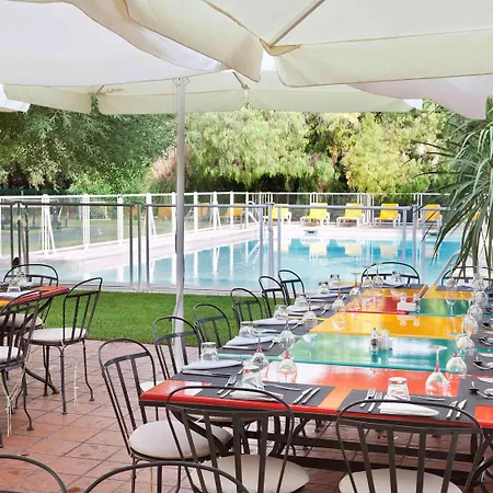 Novotel Aeroport Cap 3000