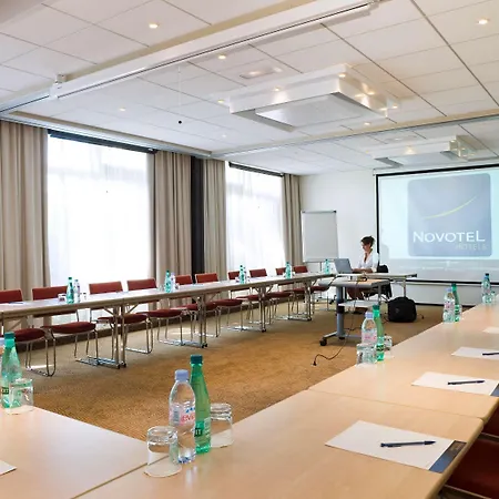 诺沃特尼斯机场卡普3000酒店 圣罗兰度瓦