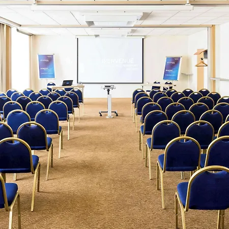 诺沃特尼斯机场卡普3000酒店 4* 圣罗兰度瓦