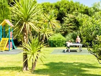 诺沃特尼斯机场卡普3000酒店 酒店 4*