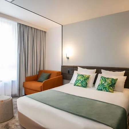 诺沃特尼斯机场卡普3000酒店