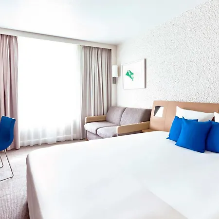 诺沃特尼斯机场卡普3000酒店