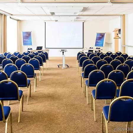 Novotel Aeroport Cap 3000
